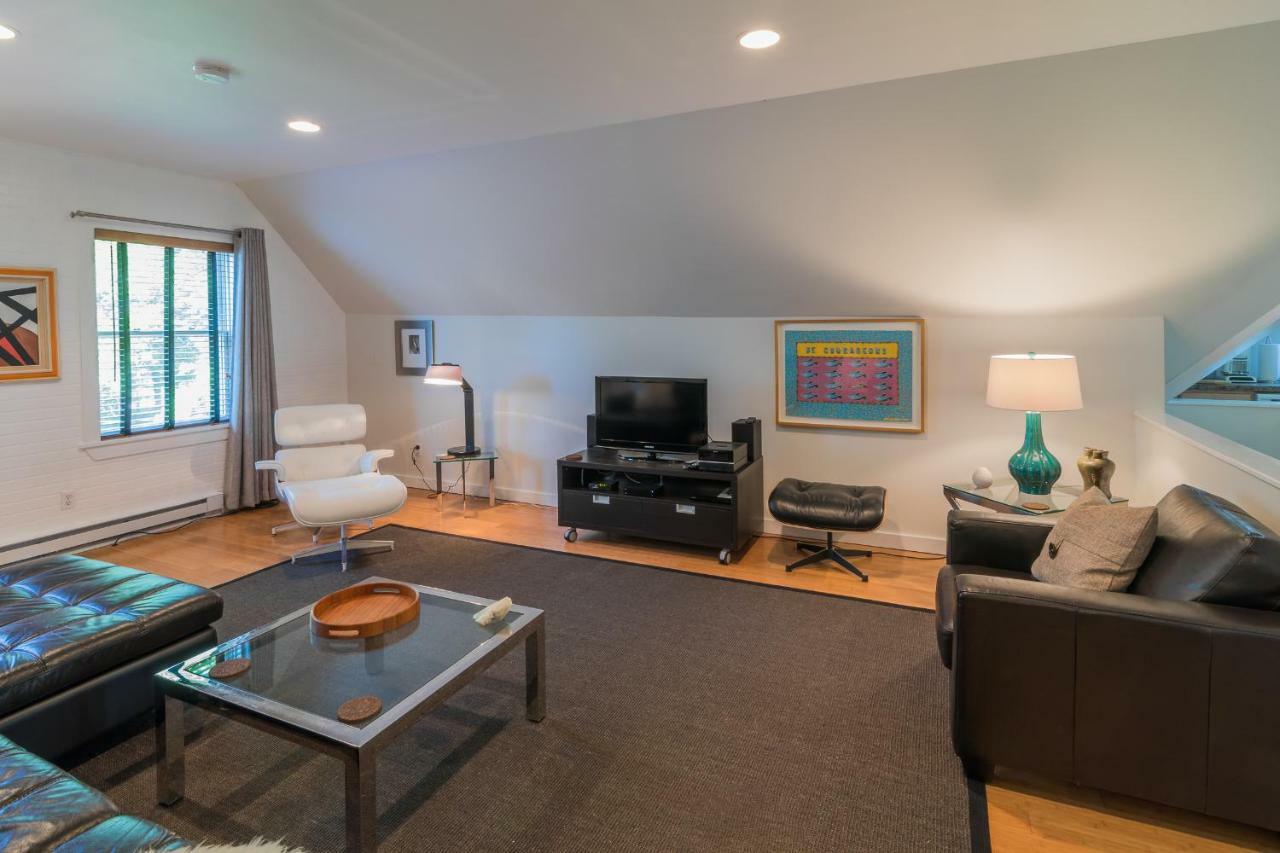 The Carriage House Loft Διαμέρισμα Kingston Εξωτερικό φωτογραφία
